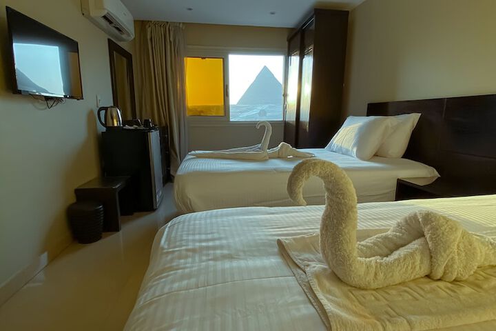 Room 27 of 89