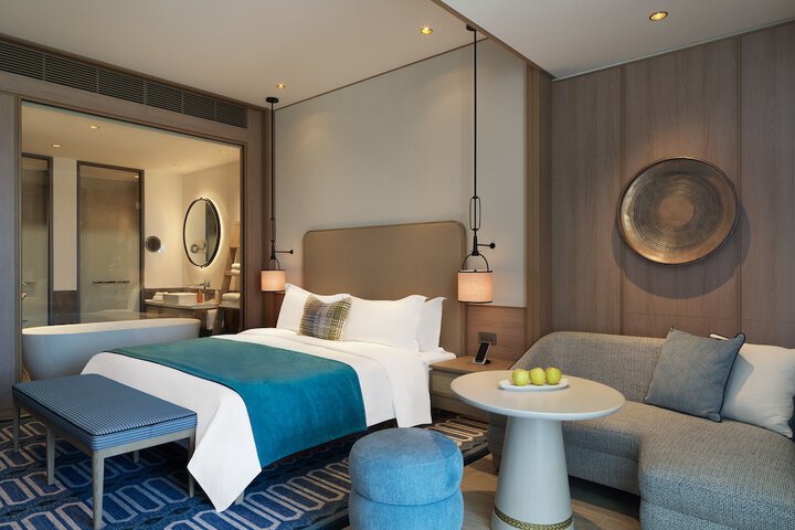 Room 3 of 157