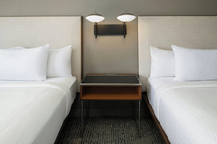 Room 13 of 64
