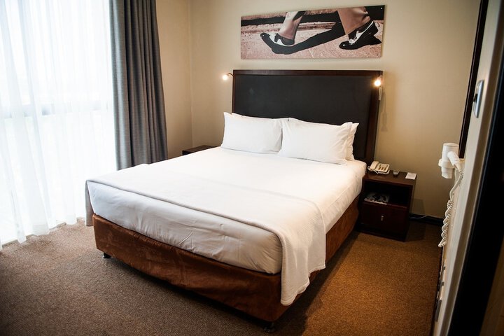 Room 3 of 39