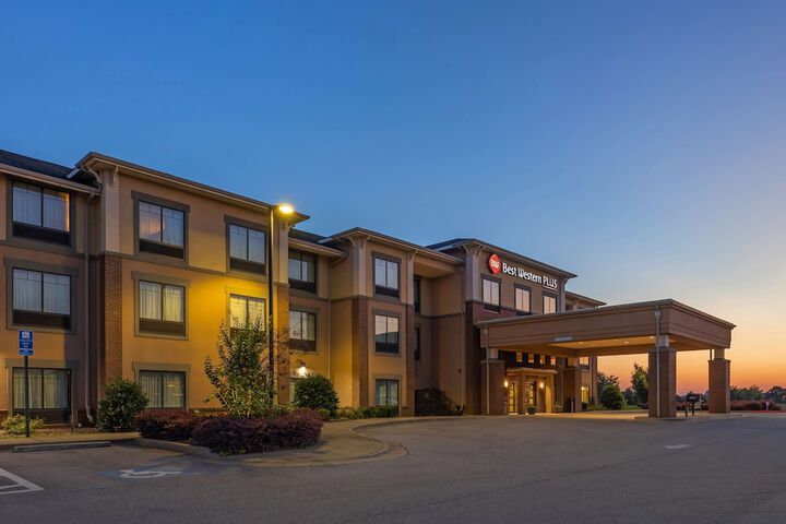 Best Western Plus Tuscumbia Muscle Shoals Hotel and Suites in Tuscumbia, AL