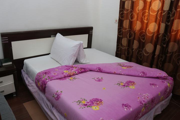 Room 3 of 14