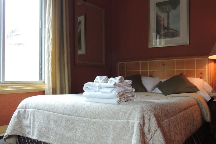 2 Double Beds Shared Bathroom (1 of 15)