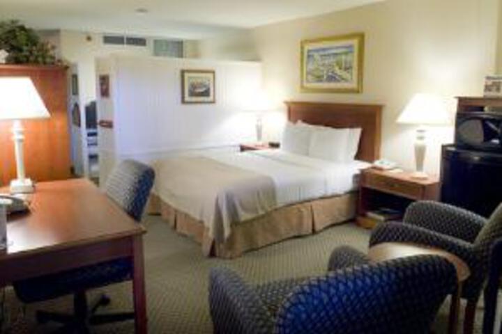 Photo of HOLIDAY INN DESTIN ON THE BEACH