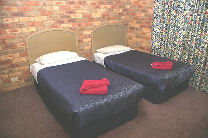 Room 5 of 31