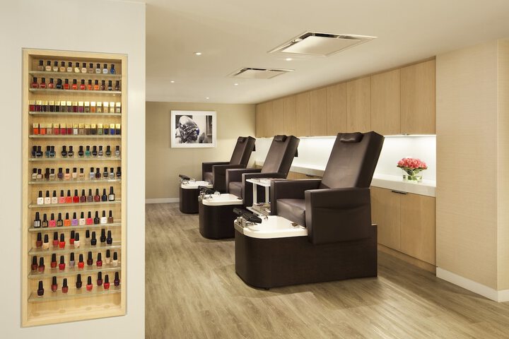 Nail salon