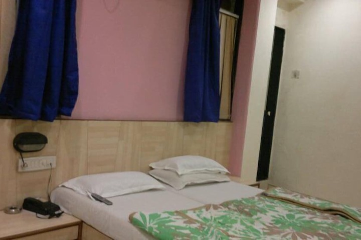 Room 5 of 24
