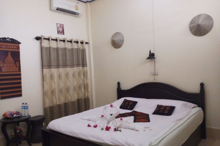 Room 2 of 29