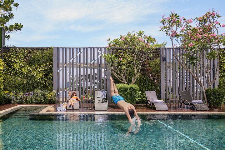 Pool 30 of 55