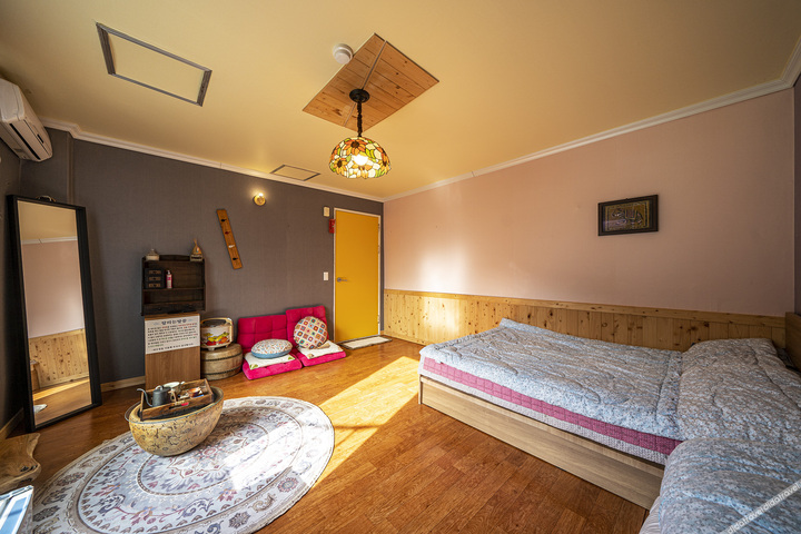 Room 78 of 79