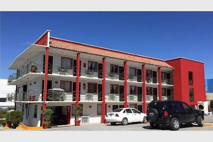 Image of Hotel El Descanso Inn