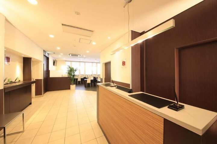 Guest Lobby