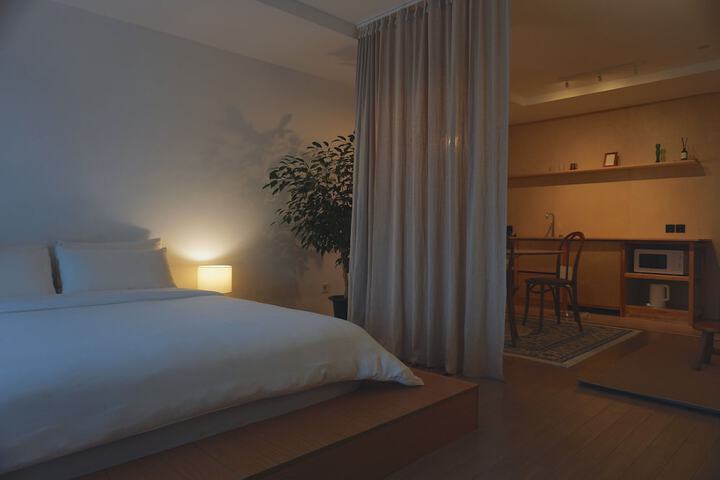 Room 14 of 56