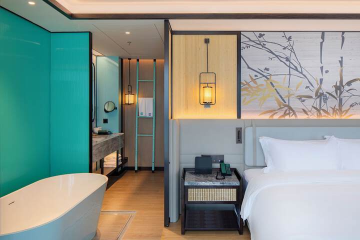 Room 18 of 49