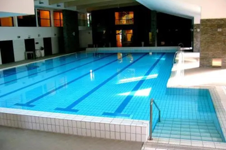 Pool 2 of 3