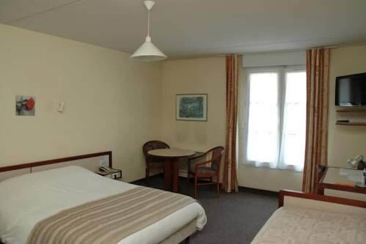 Room 5 of 43