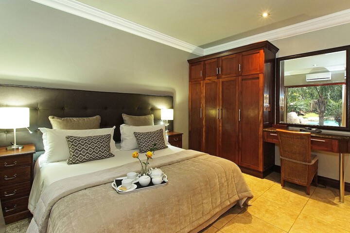 Room 14 of 43