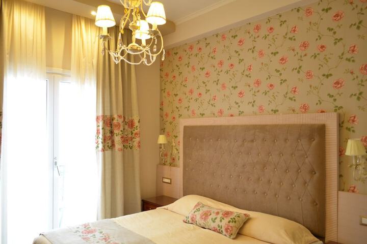 Room 2 of 55