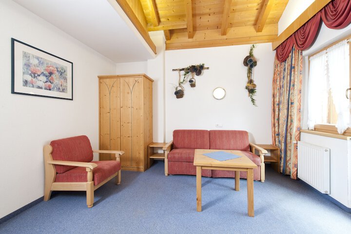 Room 45 of 131