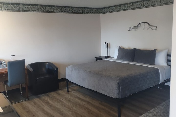 Room 77 of 135