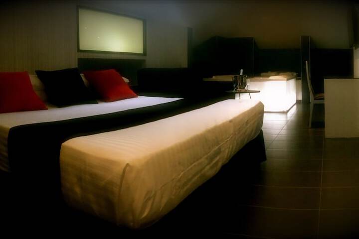 Room 25 of 60