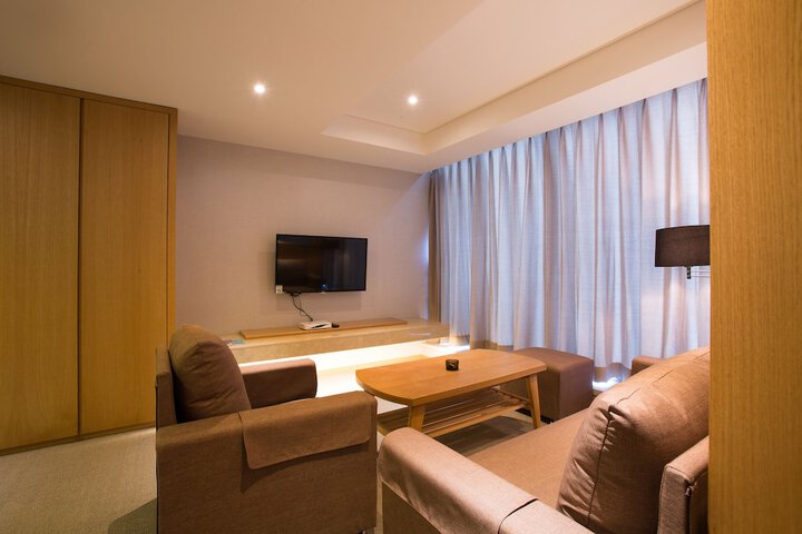 Room 49 of 145