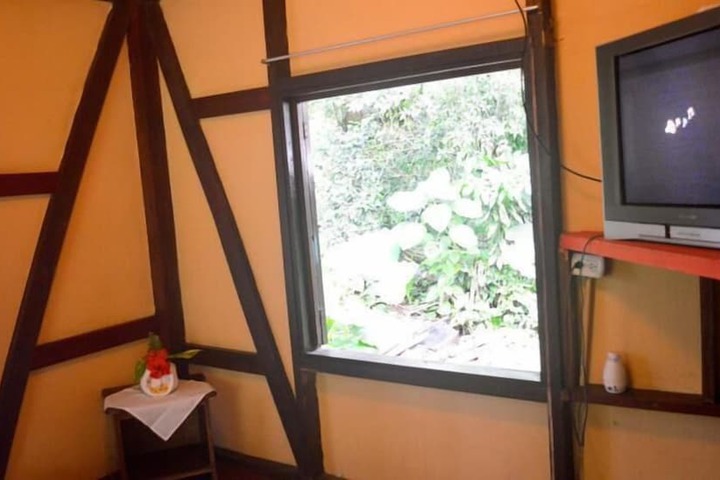 Room 5 of 27