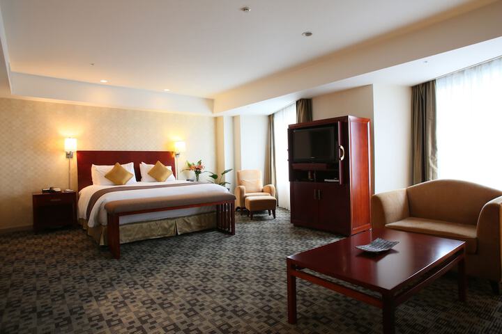 Room 5 of 57