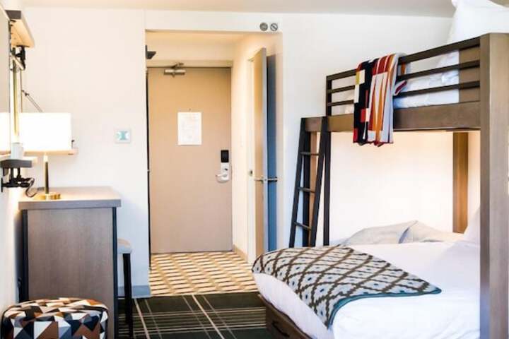 Room 17 of 30