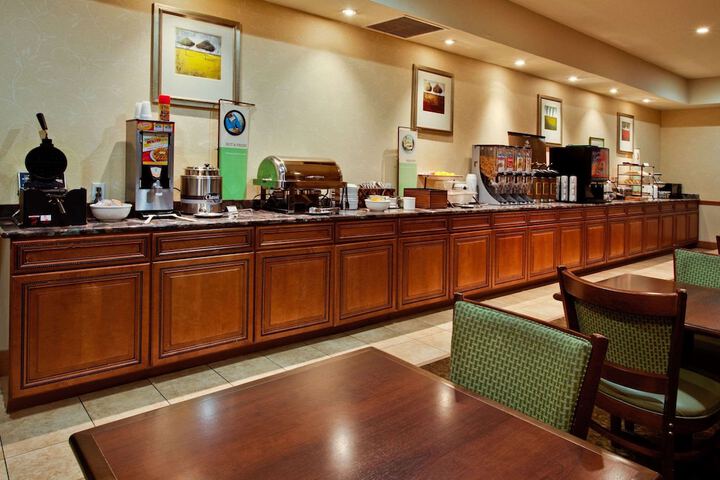 Breakfast area