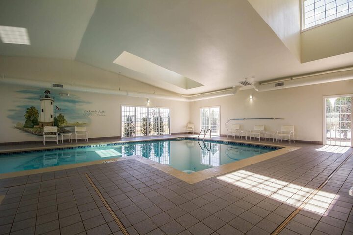 Pool Hotel