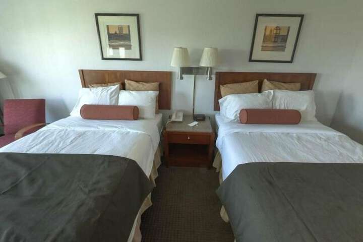 Redwood Lodge Redwood Falls | Bookonline.com