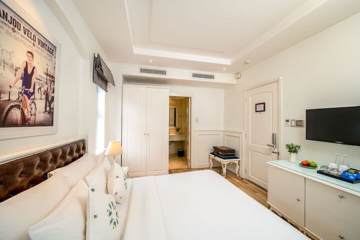 Room 25 of 110