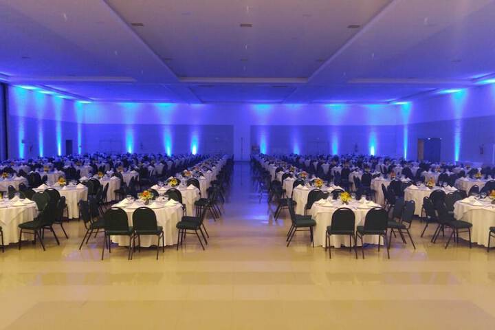 Business Center 100 of 103