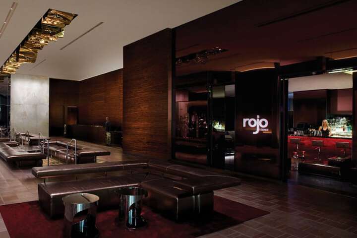 Lounge 426 of 484