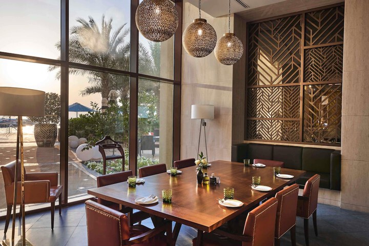 Dining 69 of 131