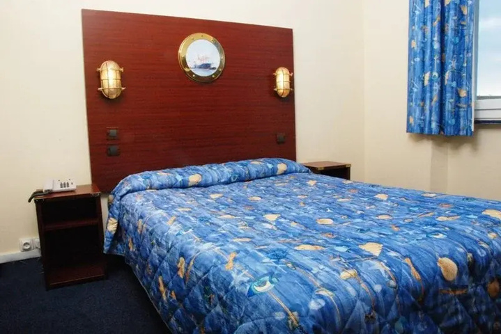 Room 3 of 4
