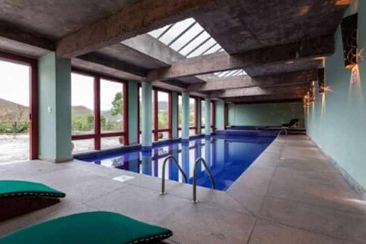 Pool 63 of 96