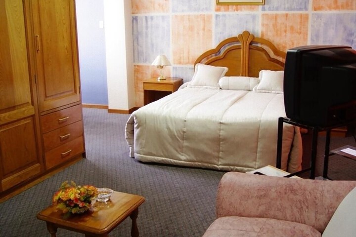 Room 6 of 47