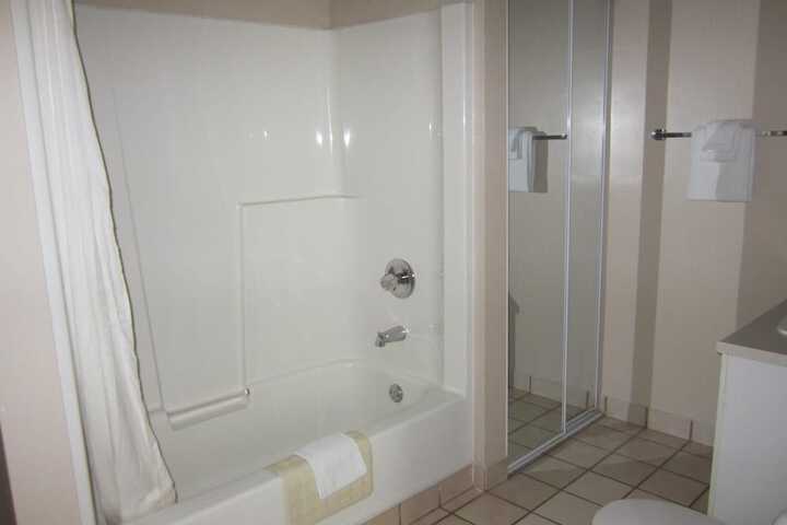 Room 42 of 69