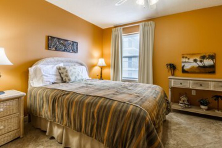 Room 54 of 63