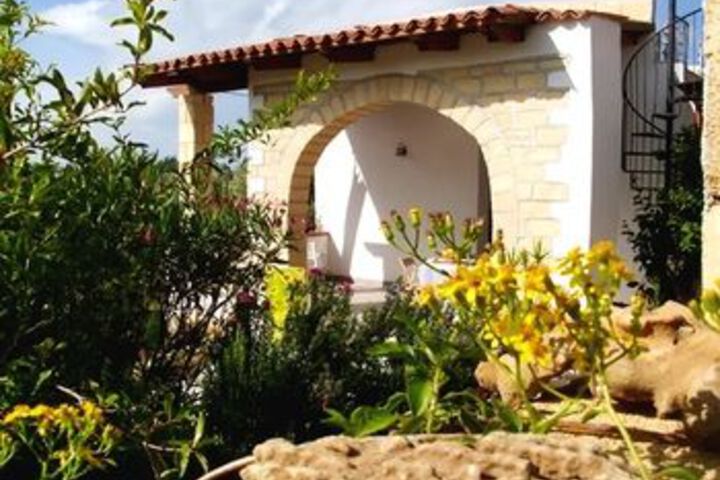 House With 2 Bedrooms in Balestrate With Wonderful Mountain View, Furnished Garden and Wifi Near the Beach