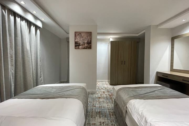 Room 13 of 68