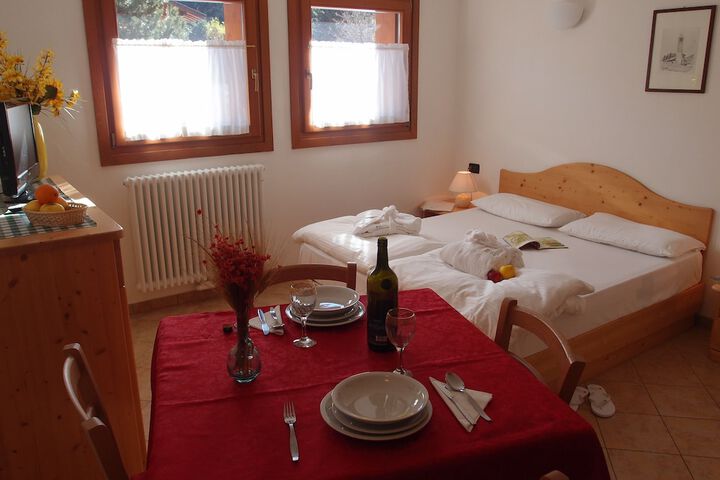 Room 5 of 39