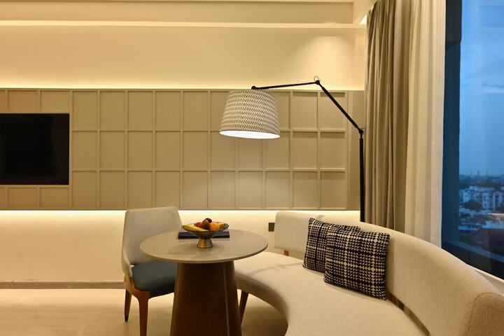 Room 20 of 49