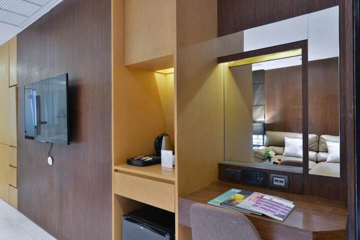Room 9 of 44
