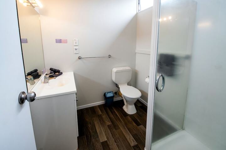 Room 44 of 62