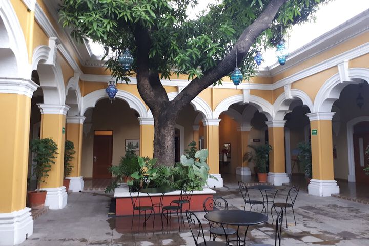 Hotel Exterior 62 of 68