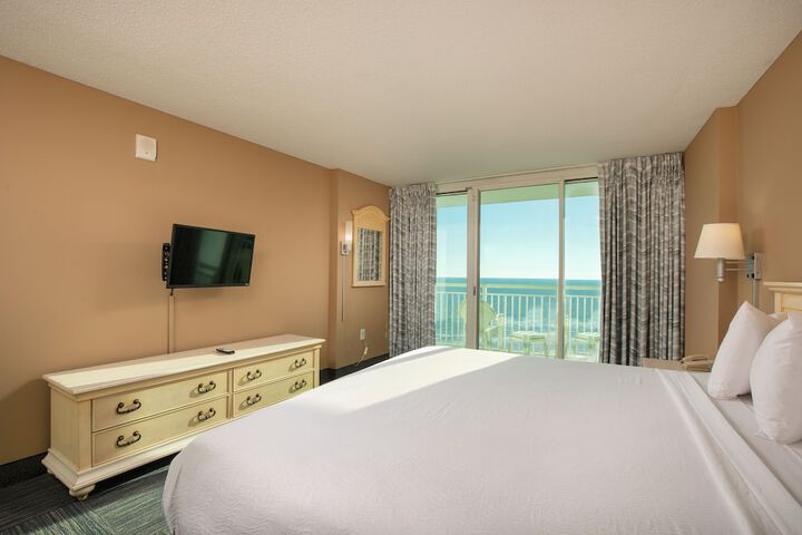 1 Bedroom Suite Murphy Bed Ocean View (53 of 70)