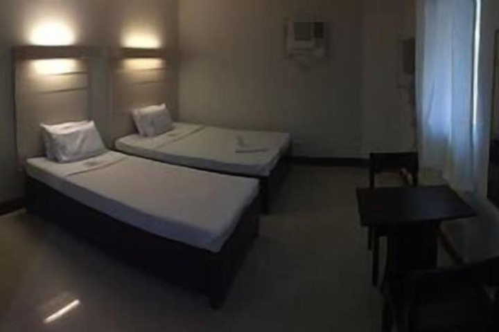 Room 40 of 94